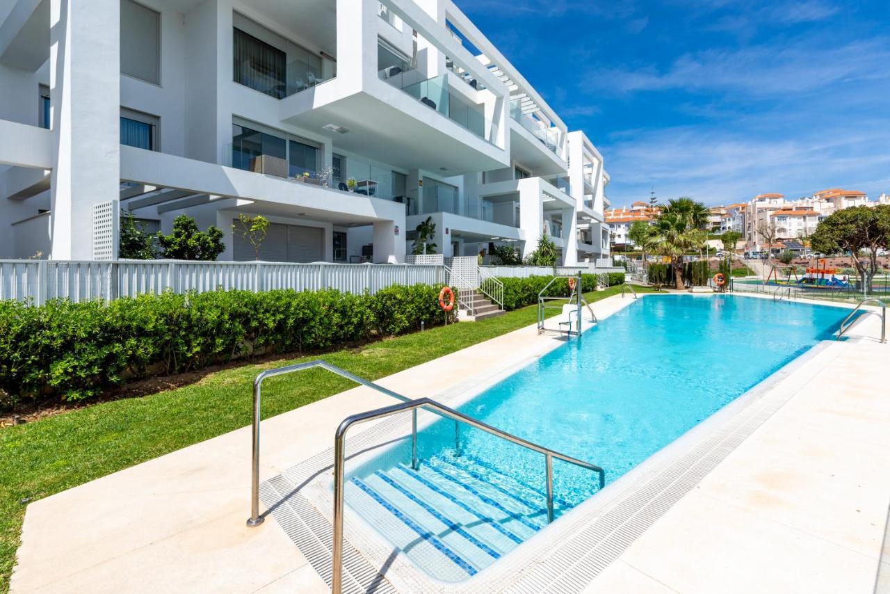 Wintowinrentals Whitestones Amazing Apartment Torremolinos Esterno foto